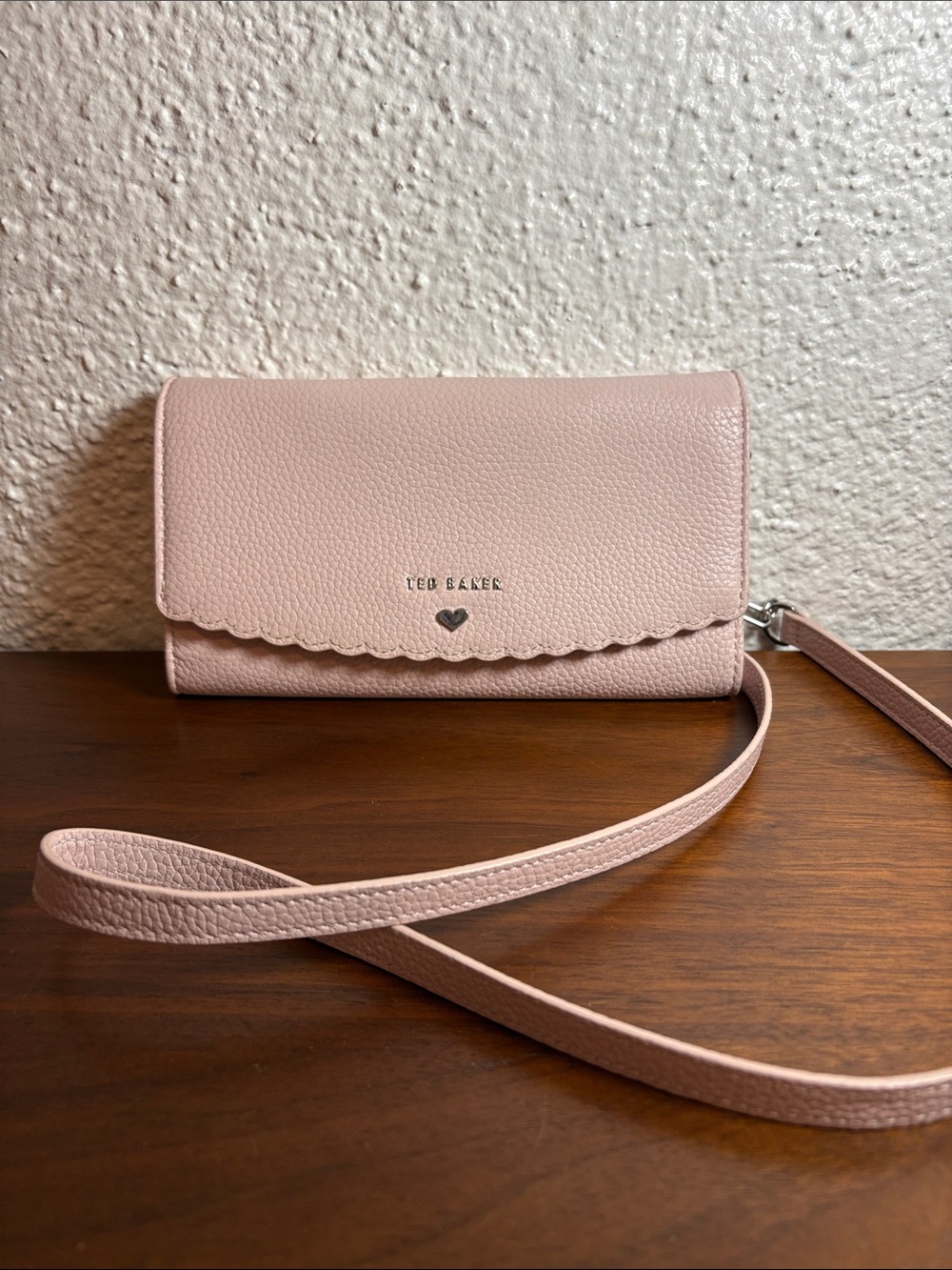 Ted Baker DULCEYY scallop detail pink leather crossbody wallet